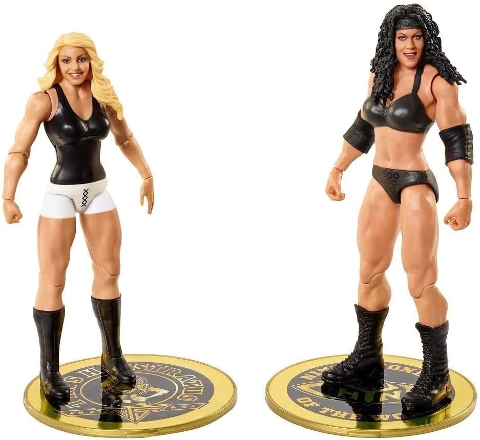 WWE Showdown S5 Chyna vs Trish Stratus Figure 2
-Pck Product Image